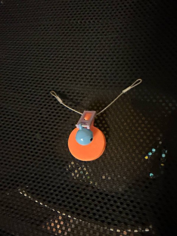 硅胶靶和铃铛的连接器当你击中靶子时，可以听到铃铛响需要一根耗材来固定铃铛 国际站 中国站 频道资源合集   恰饭推荐   群组 #3D #打印 #Nerf #软弹 #靶子 #铃铛 #发射器
